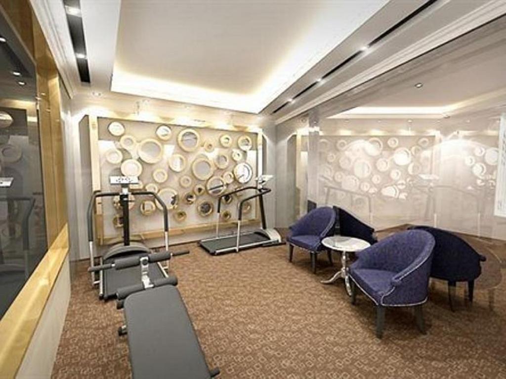 Lander Hotel Prince Edward Hong Kong Exterior photo
